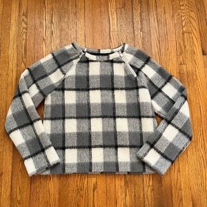 ABERCROMBIE AND FITCH SWEATER